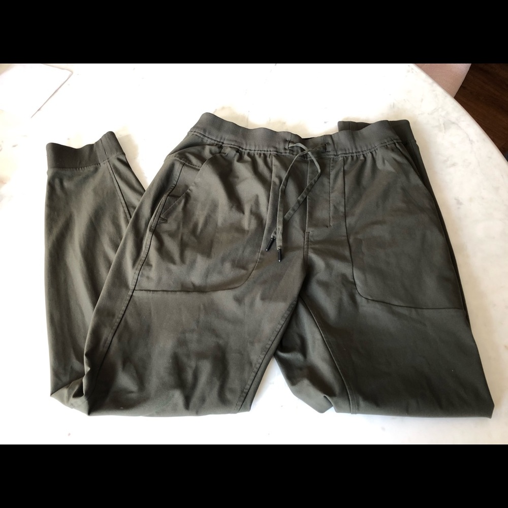 Men’s lululemon ABC jogger 30 inch